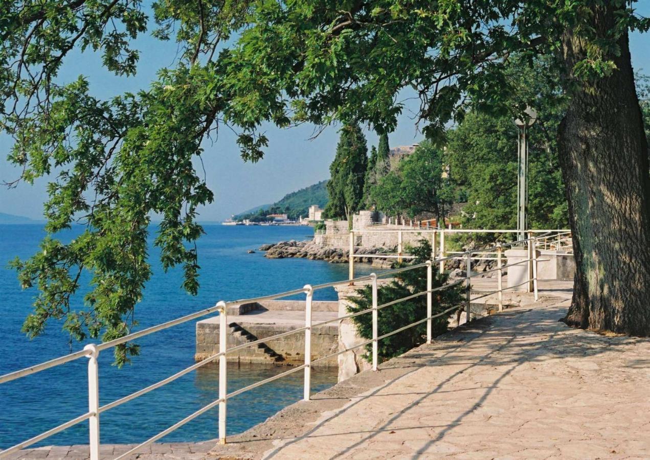 Apartments Lovro Lovran Luaran gambar